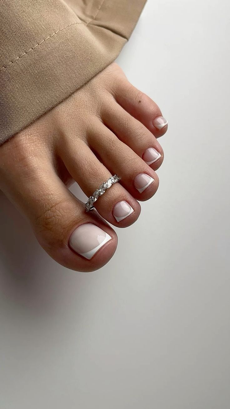 Педикюр Сколково Beauty Lab